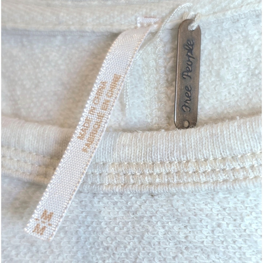 Free People Mix Media Tunic Pullover Sweatshirt Top Sz Medium Cream Oversized - Picture 11 of 15